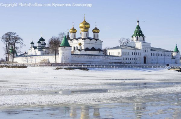 Ранняя Весна на Волге в парке