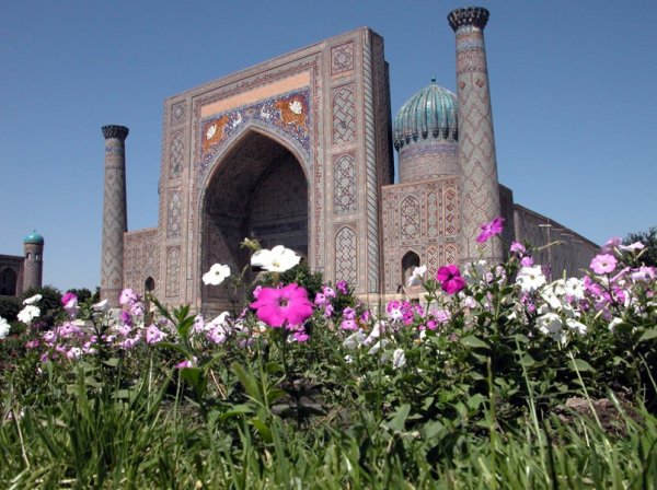 Весна в Узбекистане