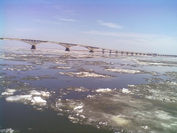 Весенний город Донецк