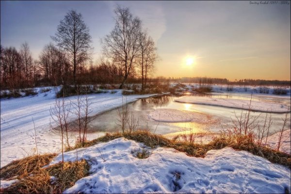 Ранняя Весна солнце