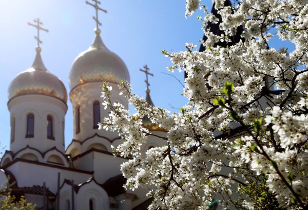 Церковь лето
