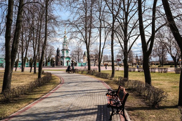 Парк весной