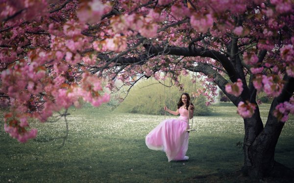 Девушка Весна