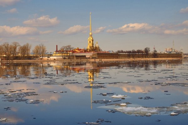 Санкт-Петербург в апреле
