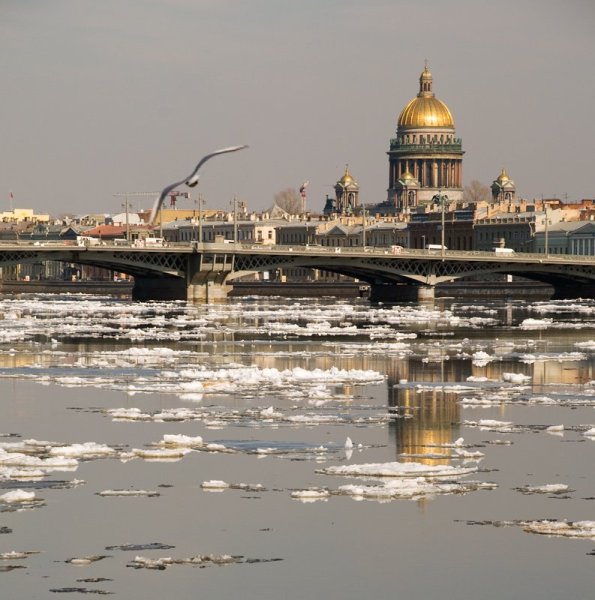 Санкт-Петербург весной