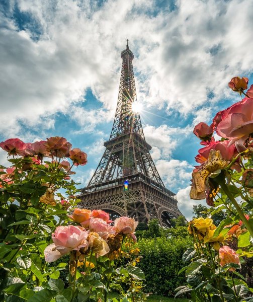 Весна в Париже