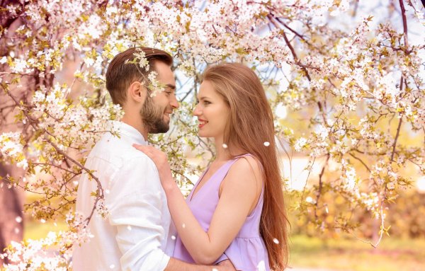 Влюбленные весной