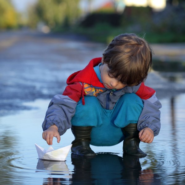 Дети весной