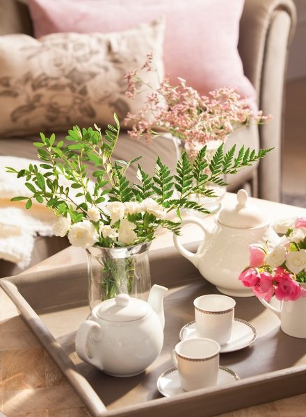 Весенние цветы в интерьере