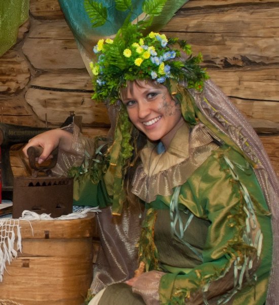 Баба Яга и заморышек