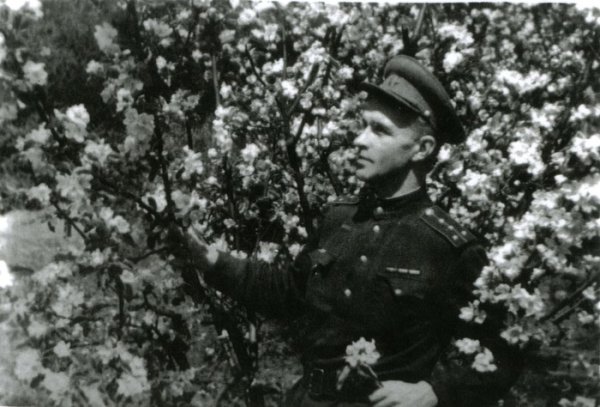 Максимов Михаил Александрович синий платочек