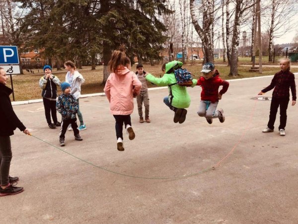 Веселые игры на улице