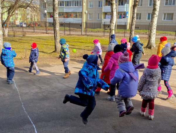 Весенние игры