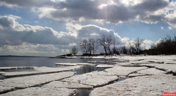 Весна ледоход