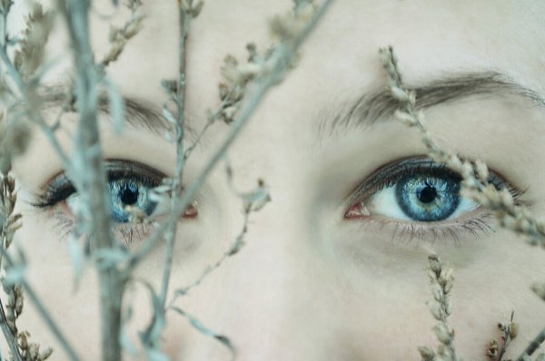 Женские глаза весной