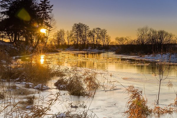 Ранняя Весна за городом