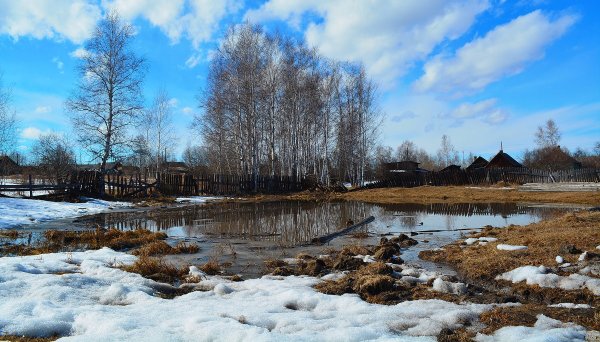 Ранняя Весна в деревне