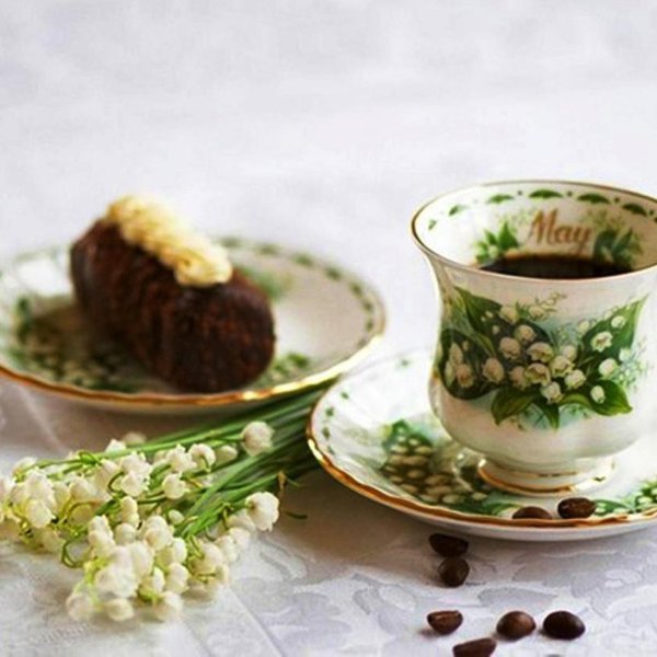 Кофе и подснежники