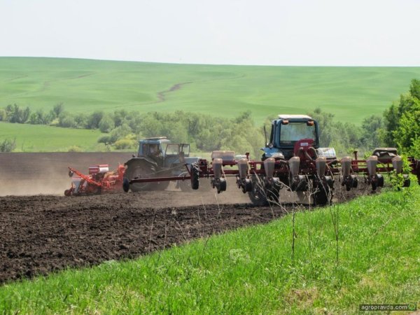 Весенние полевые работы