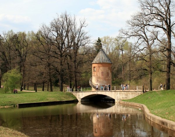 Павловский парк Санкт-Петербург весной