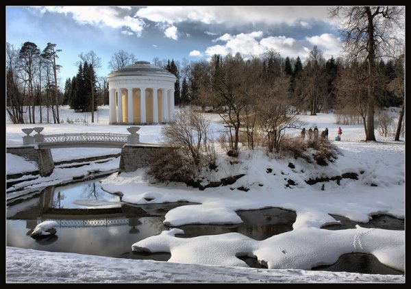 Павловск парк ранняя Весна