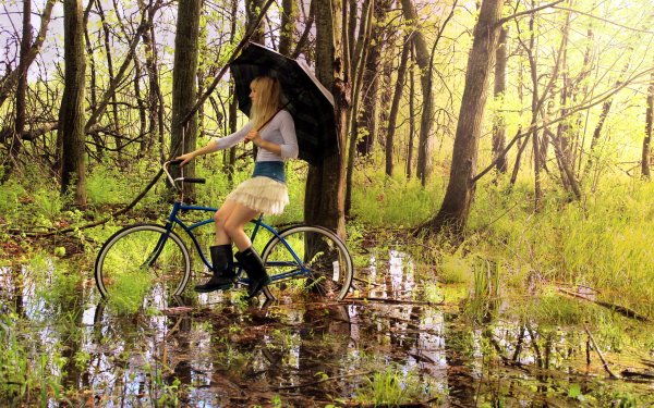 Фотосессия с велосипедом в лесу