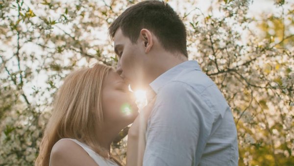 Влюбленные на рассвете