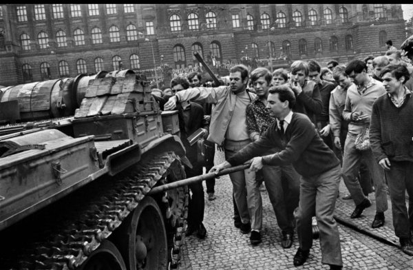 Советские войска в Чехословакии 1968