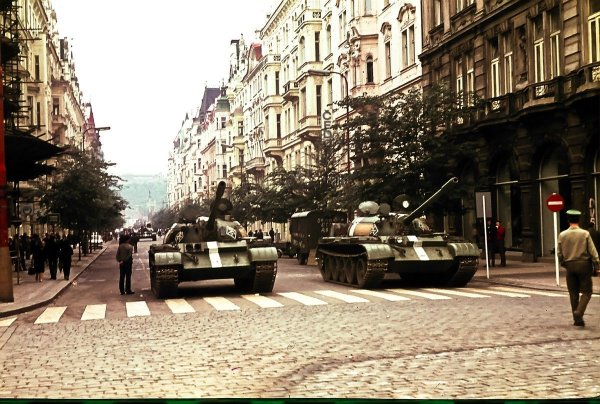 Пражская Весна операция Дунай