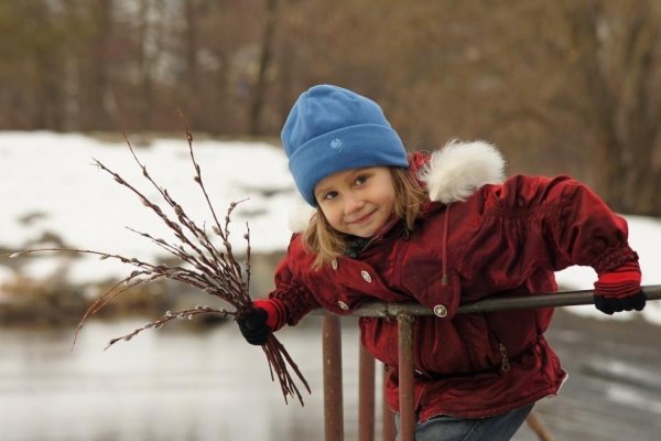 Дети ранней весной