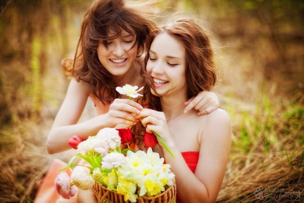 Весна подруги