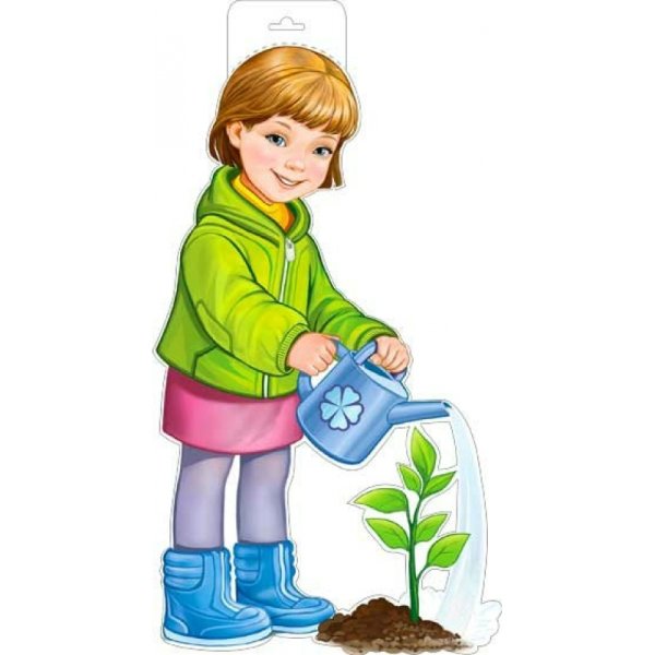 Девочка поливает дерево