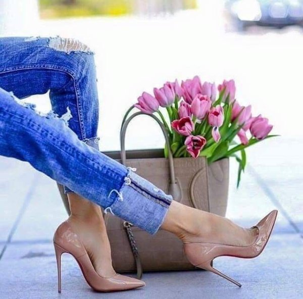 Дети в цветах