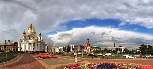 Саранск парк Пушкина ночью