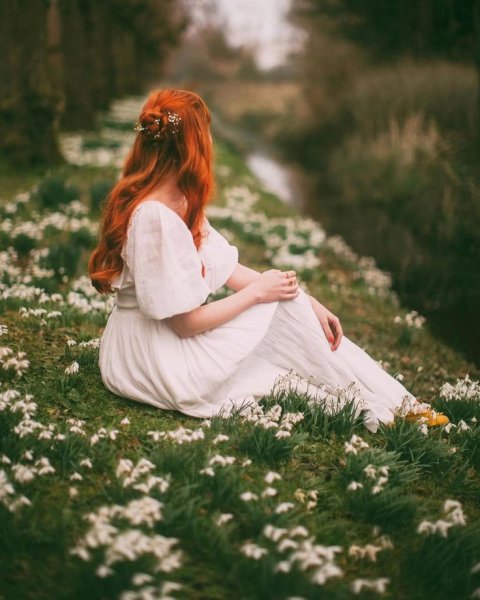 Фотосессия рыжей девушки