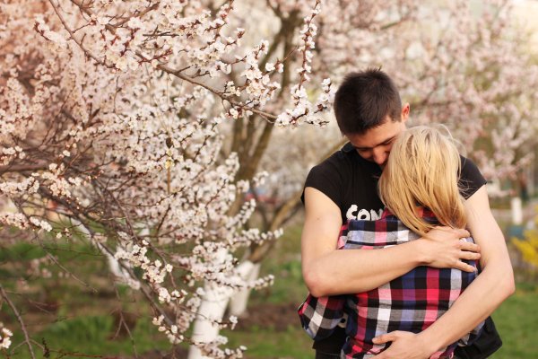 Весна любовь