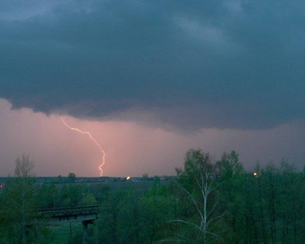 Молния картина художника