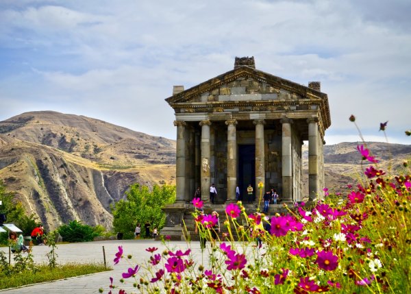 Ереван весной