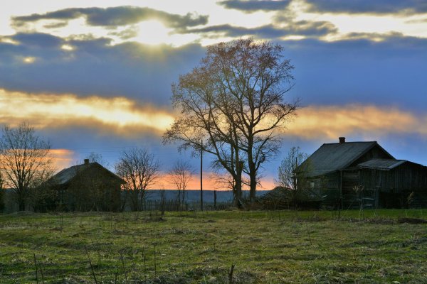 Весенний вечер в деревне