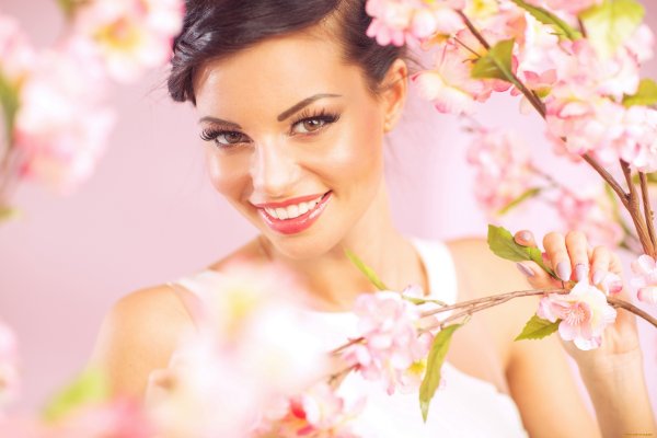 Девушка с цветами рисунок