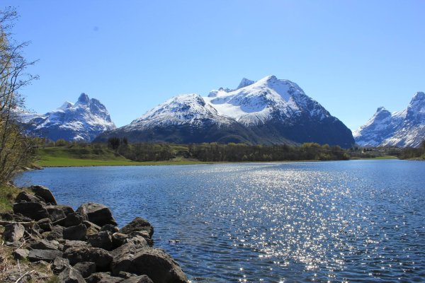 Согнефьорд Норвегия Весна