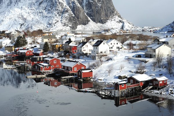 Фьорды Норвегия Весна