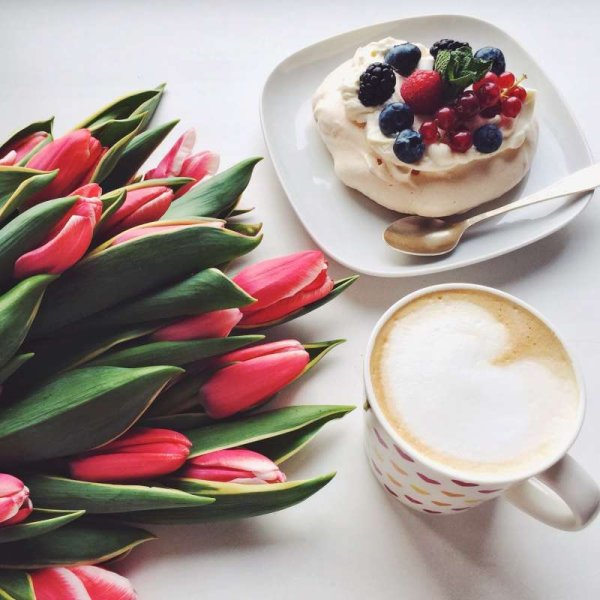 Завтрак и цветы