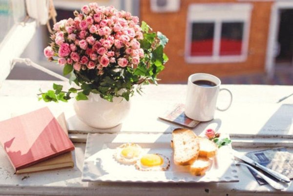 Завтрак с цветами