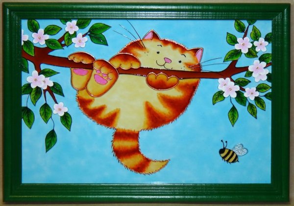 Кошка на дереве картина