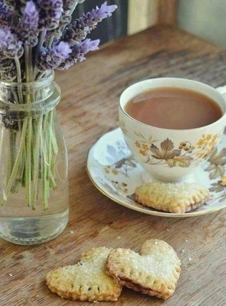 Завтрак с цветами