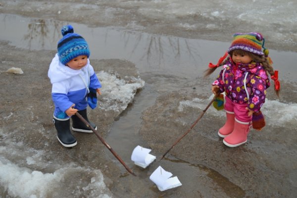 Бегут весенние ручьи