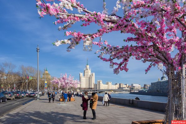 Весенняя Москва