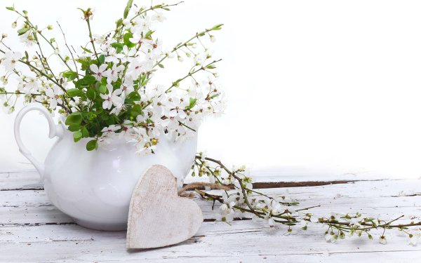 Вазы с цветами