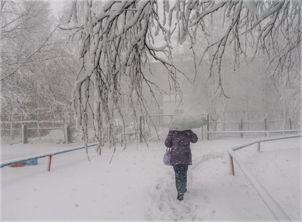 Весна идет снег